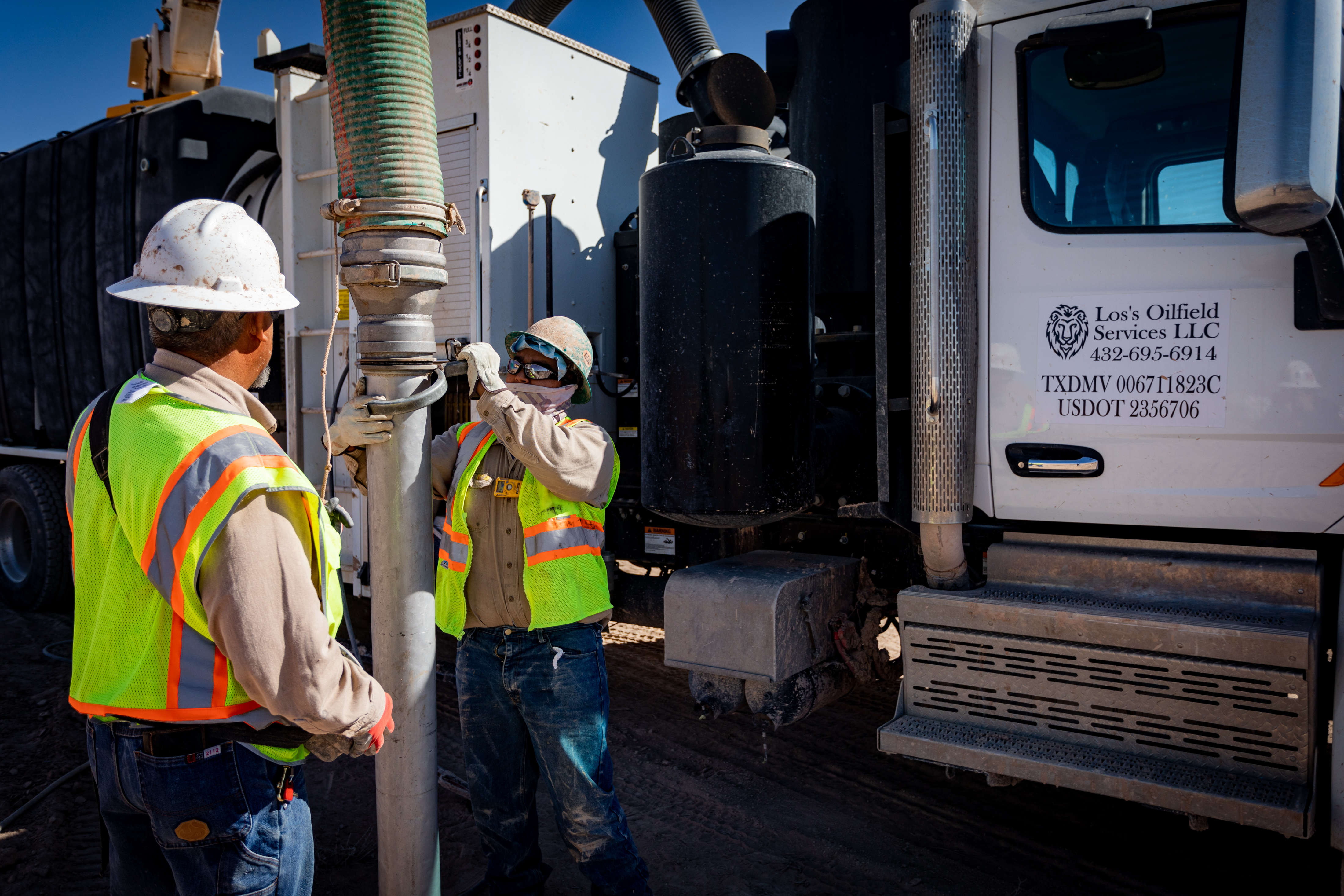 Hydrovac excavation