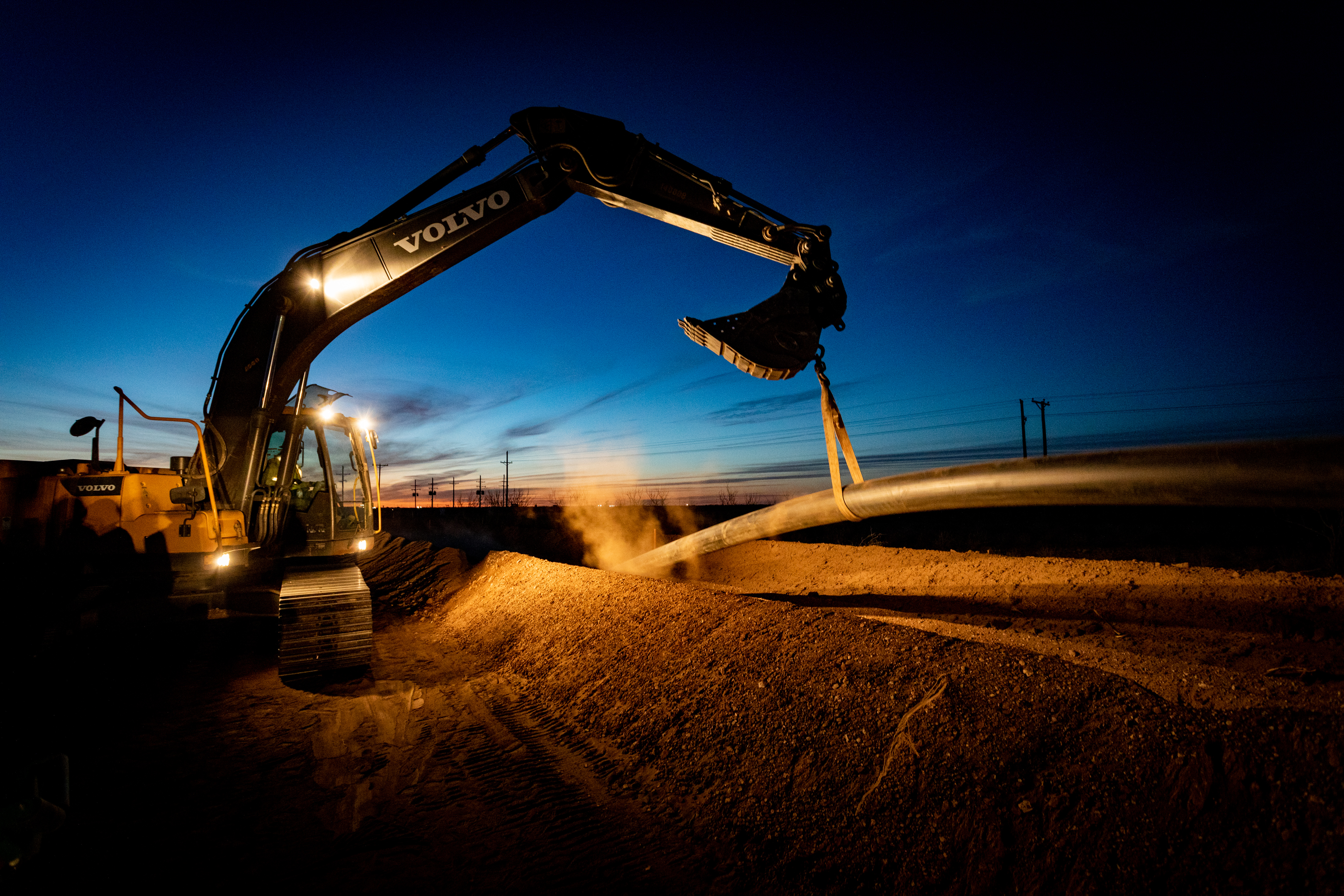Pipeline crew
