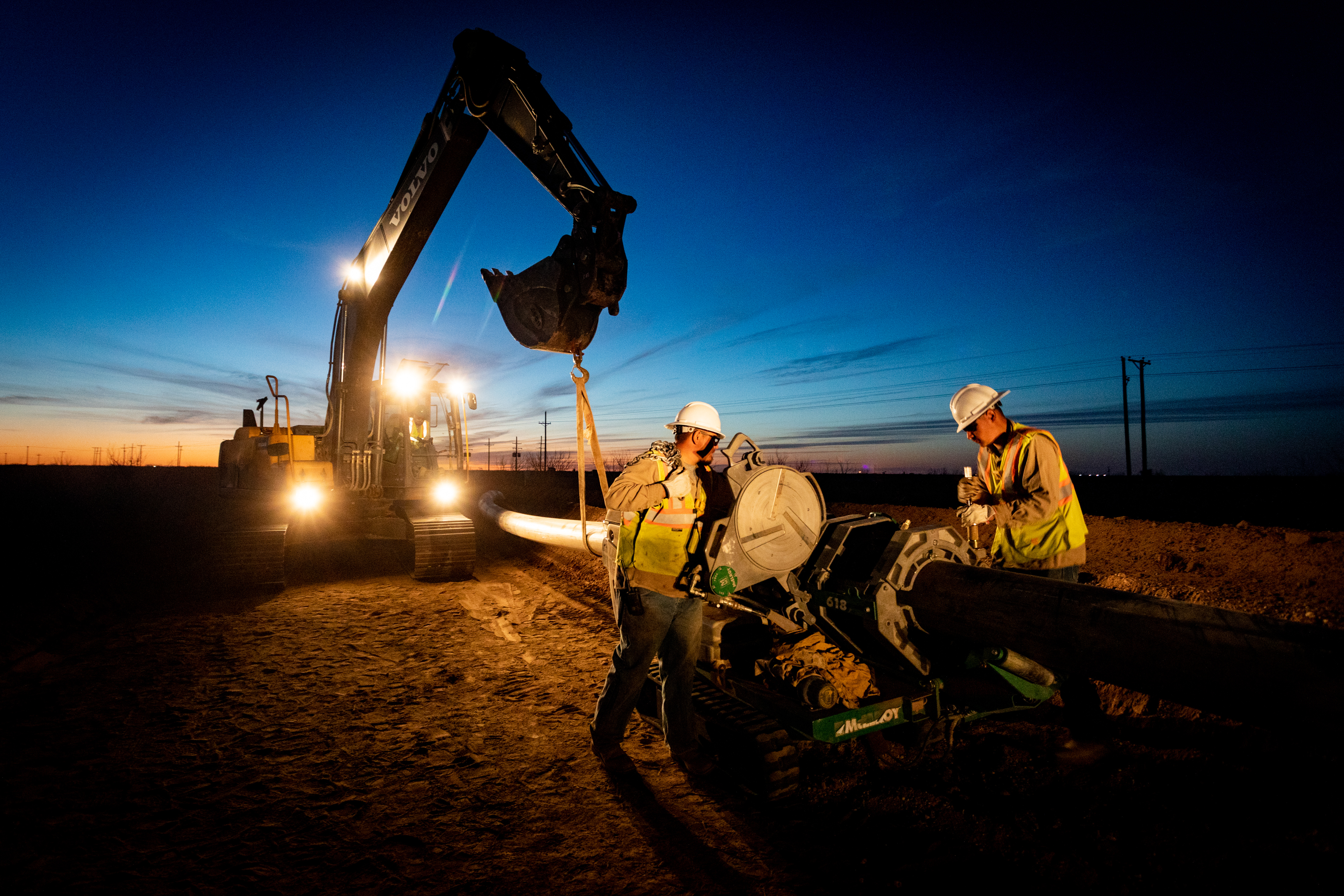 Pipeline crew
