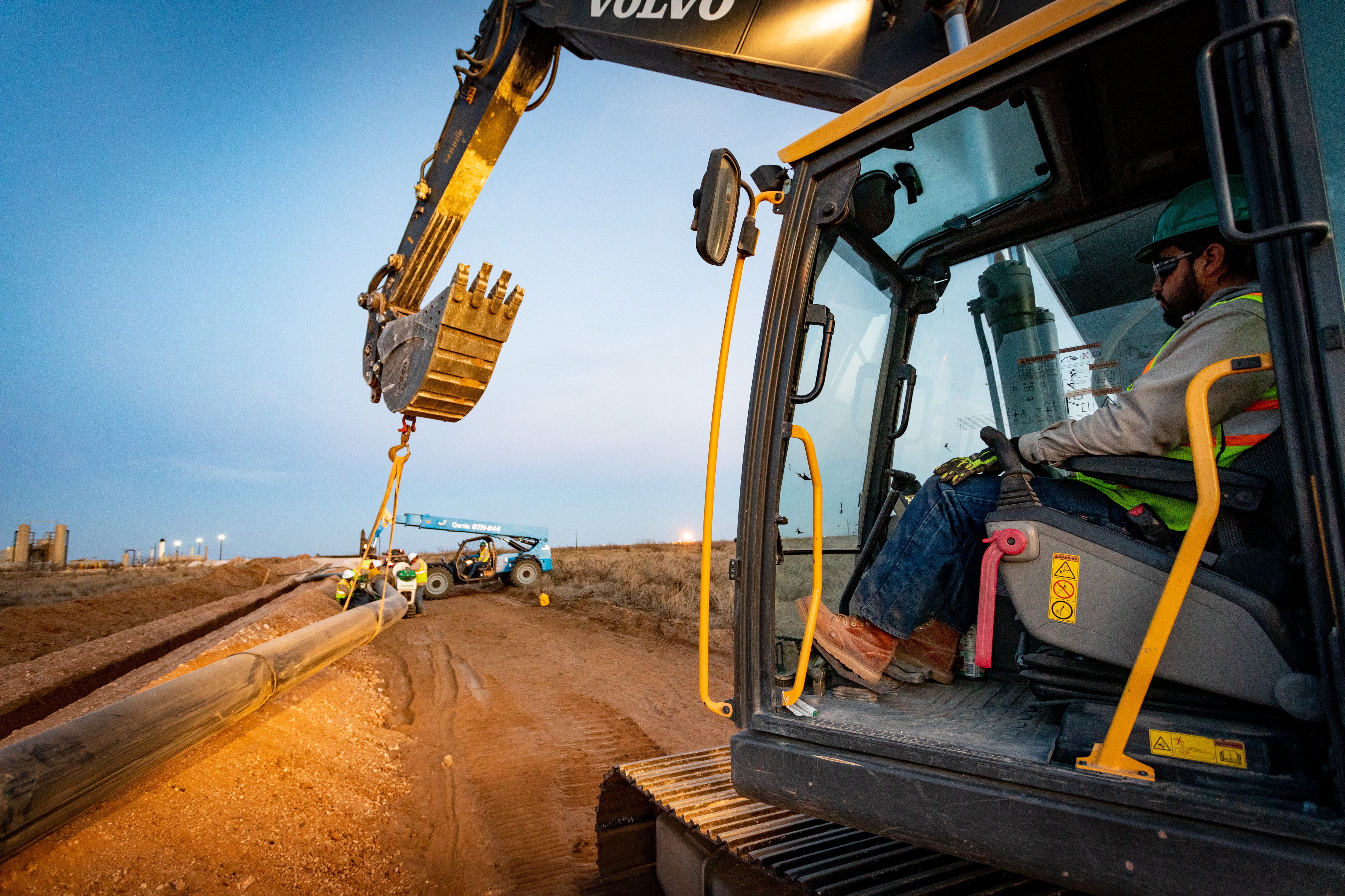 Pipeline crew